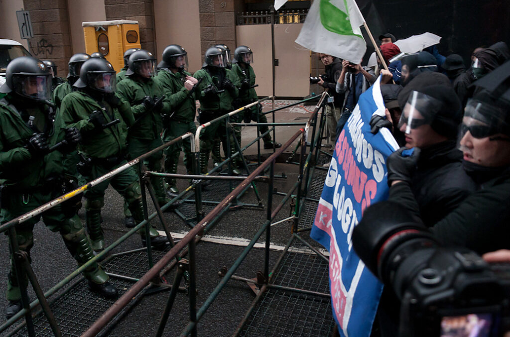 Eine kleine Demogeschichte – Protest und Polizei in den letzten vierzig Jahren