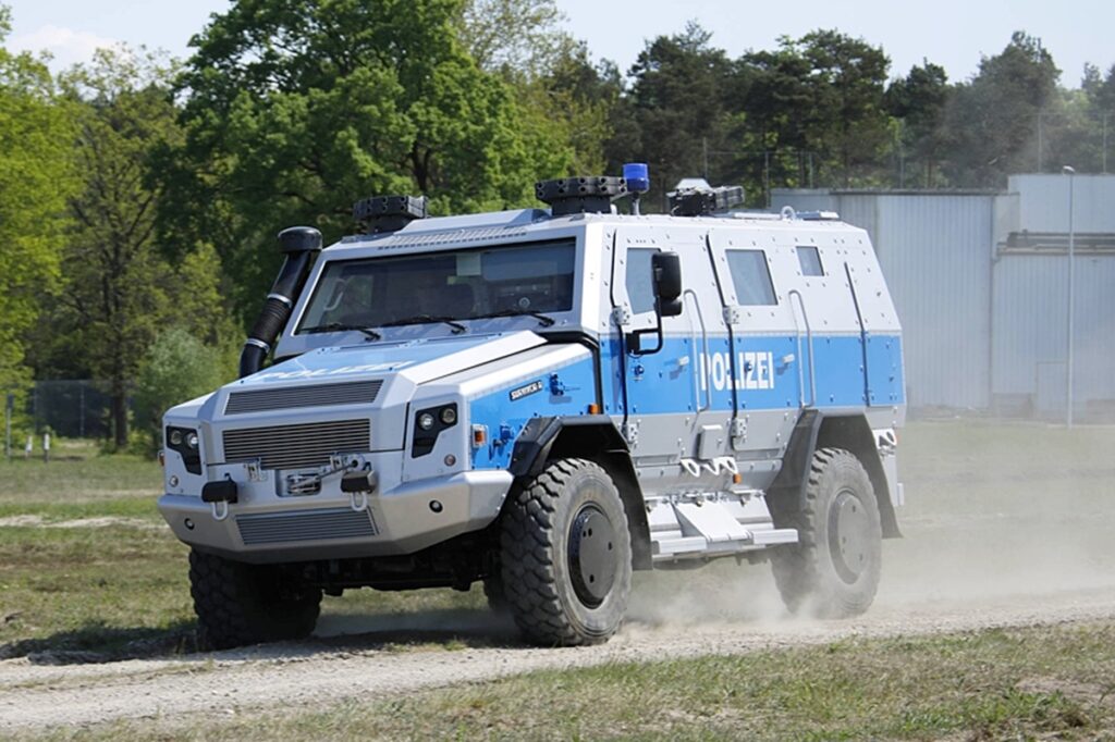 Noch mehr Polizeipanzer für Bund und Länder